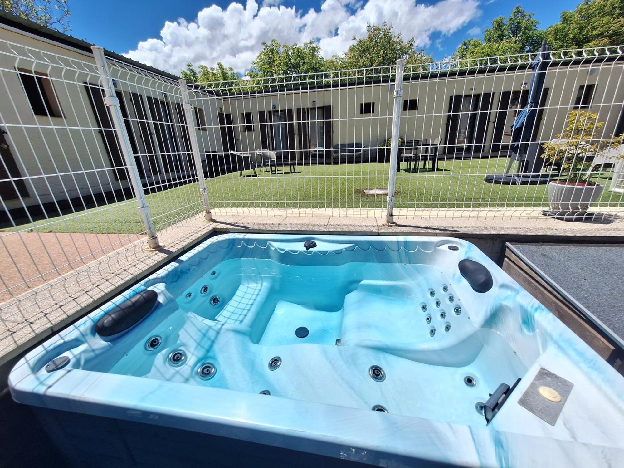 Hotel Le Connetable Saint-Bonnet-en-Champsaur Exterior foto